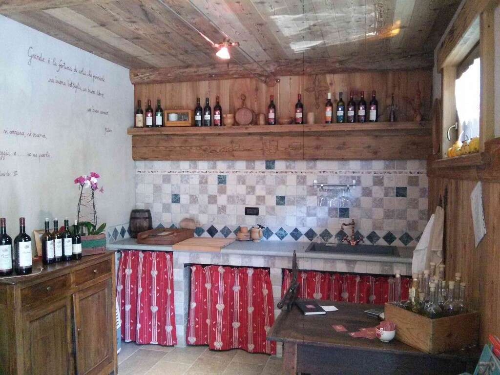 Sala Degustazione Cantina Gabriella Minuzzo Sala Degustazione Cantina Gabriella Minuzzo