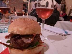 Hamburgher e Birra Croce di Malto a Cascina Vittoria