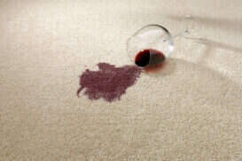 Come Togliere le Macchie di Vino