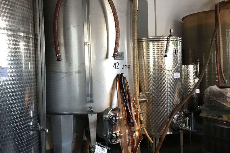 Vasche di Acciaio - Cantina Davide Carlone